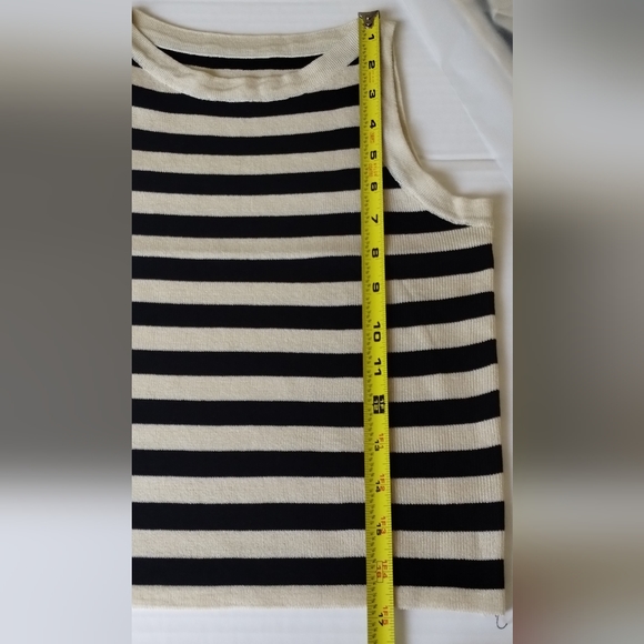 Vest Tank - Picture 4 of 5